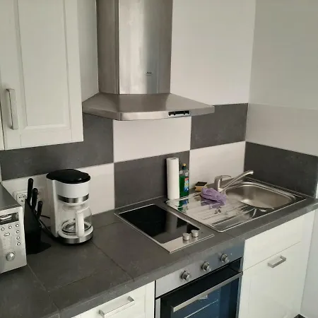 Engler Gellersstrasse Lägenhet